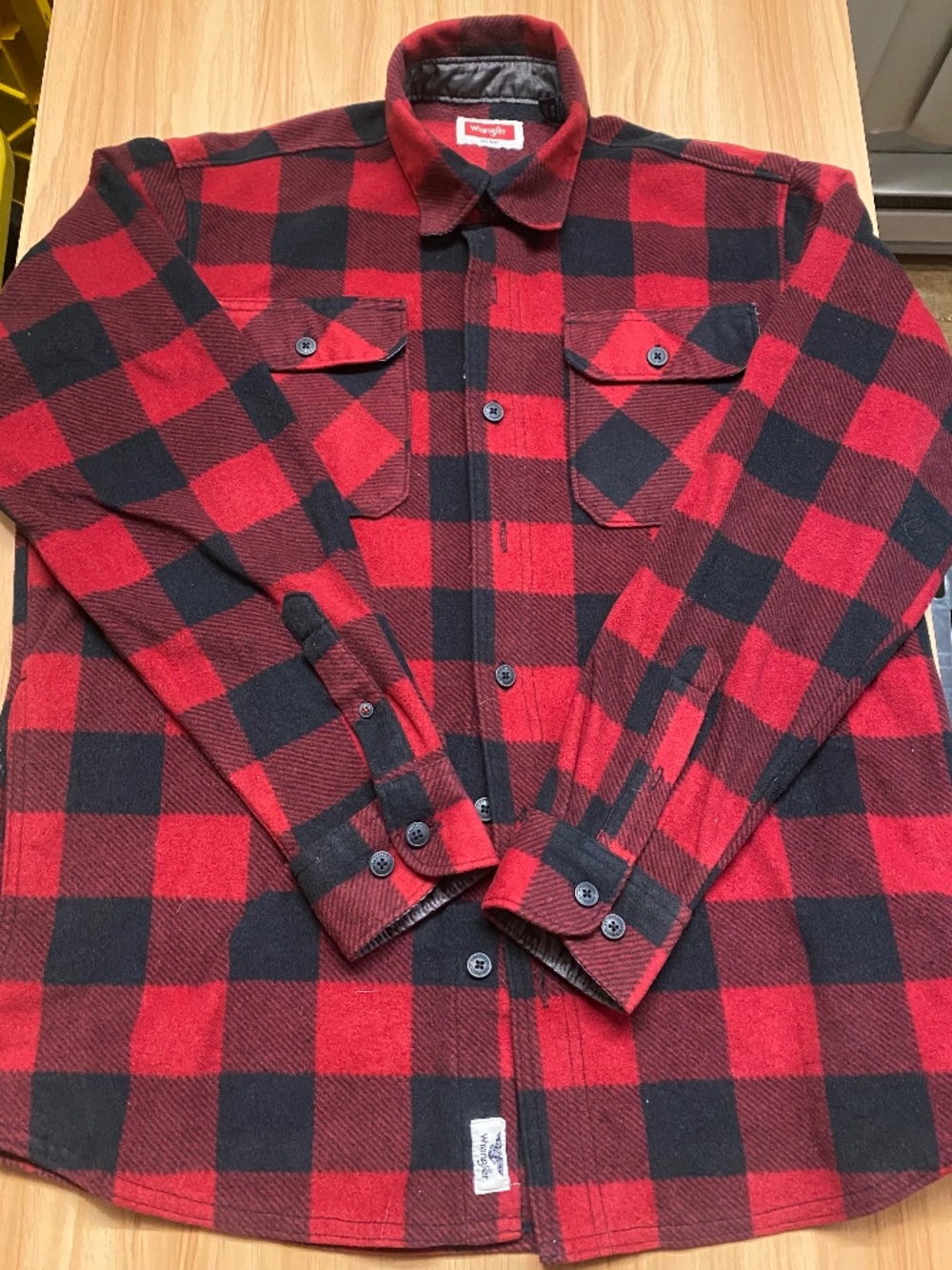 Wrangler Red Black Buffalo Plaid Fleece Shirt Jacket Shacket - size M